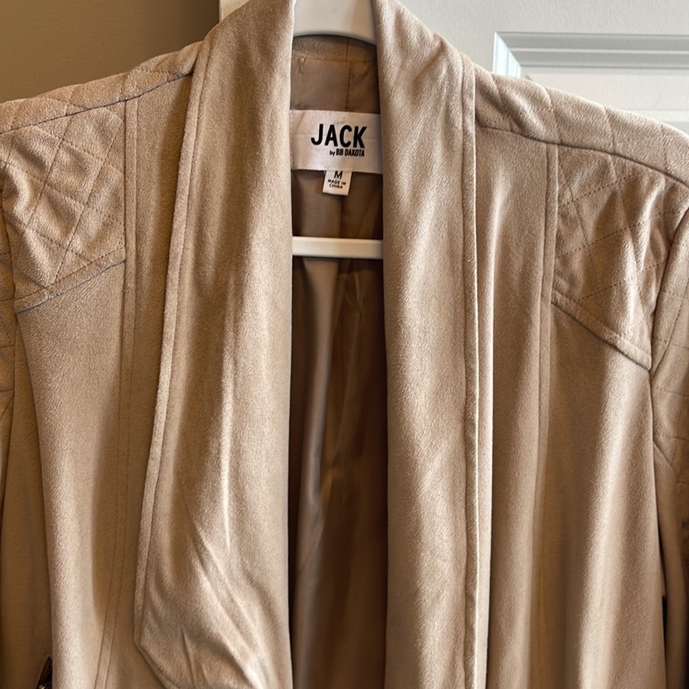 Jacket - Picture 3 of 6